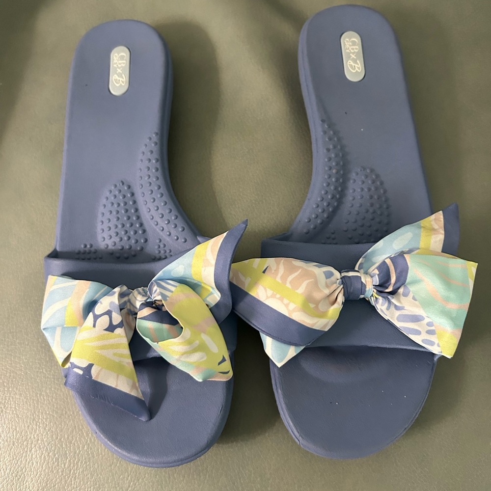 Elegant Blue Bow Sandals